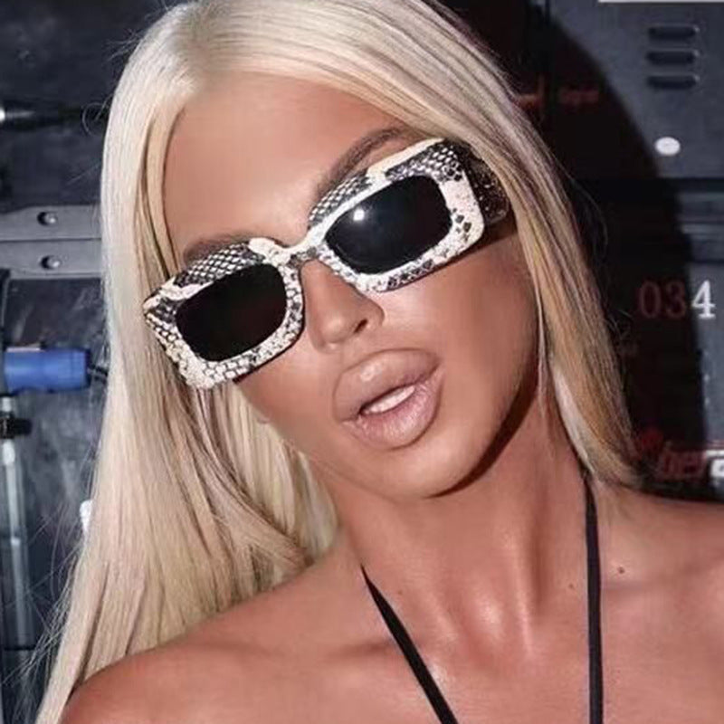 Gafas de Sol Cuadradas Estampado Piel de Serpiente – Estilo Retro Chic