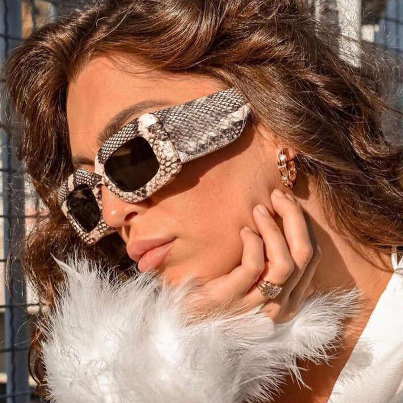 Gafas de Sol Cuadradas Estampado Piel de Serpiente – Estilo Retro Chic