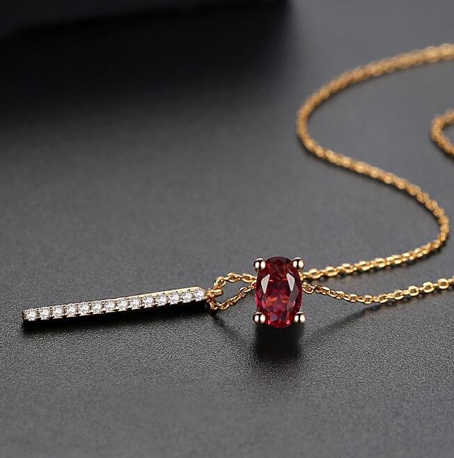 Collar de diamante rojo, collar de piedra lunar con incrustaciones de cobre.