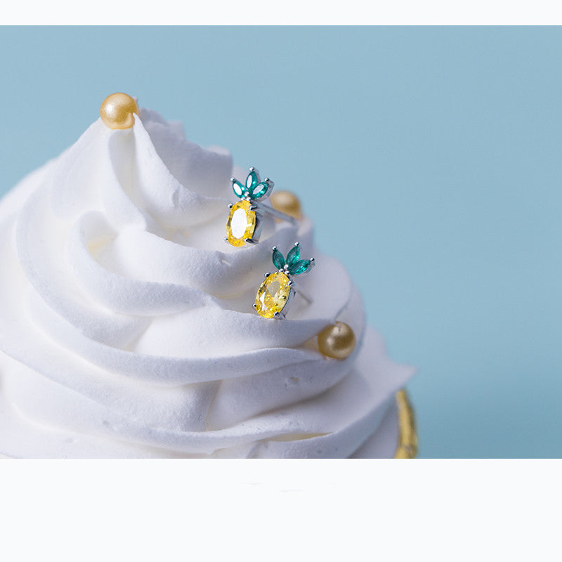 Aretes de Piña en Plata S925 con Diseño Encantador