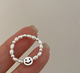 😊 Anillo Elástico de Plata de Ley Carita Sonriente ✨