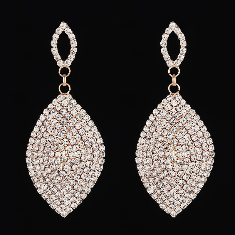 Pendientes de mujer de moda con diseño de pedrería E615.
