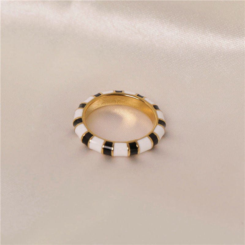 Anillo de Moda de Acero Titanio para Mujer