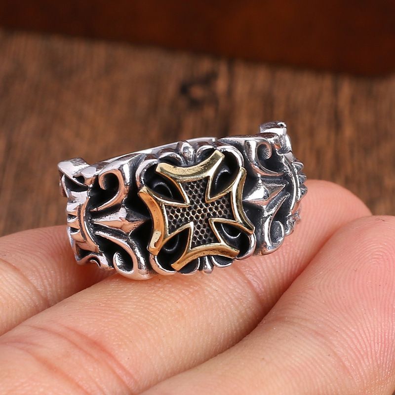 Anillo de Hombre Vintage Punk de Cruz y Ancla en Plata Tailandesa