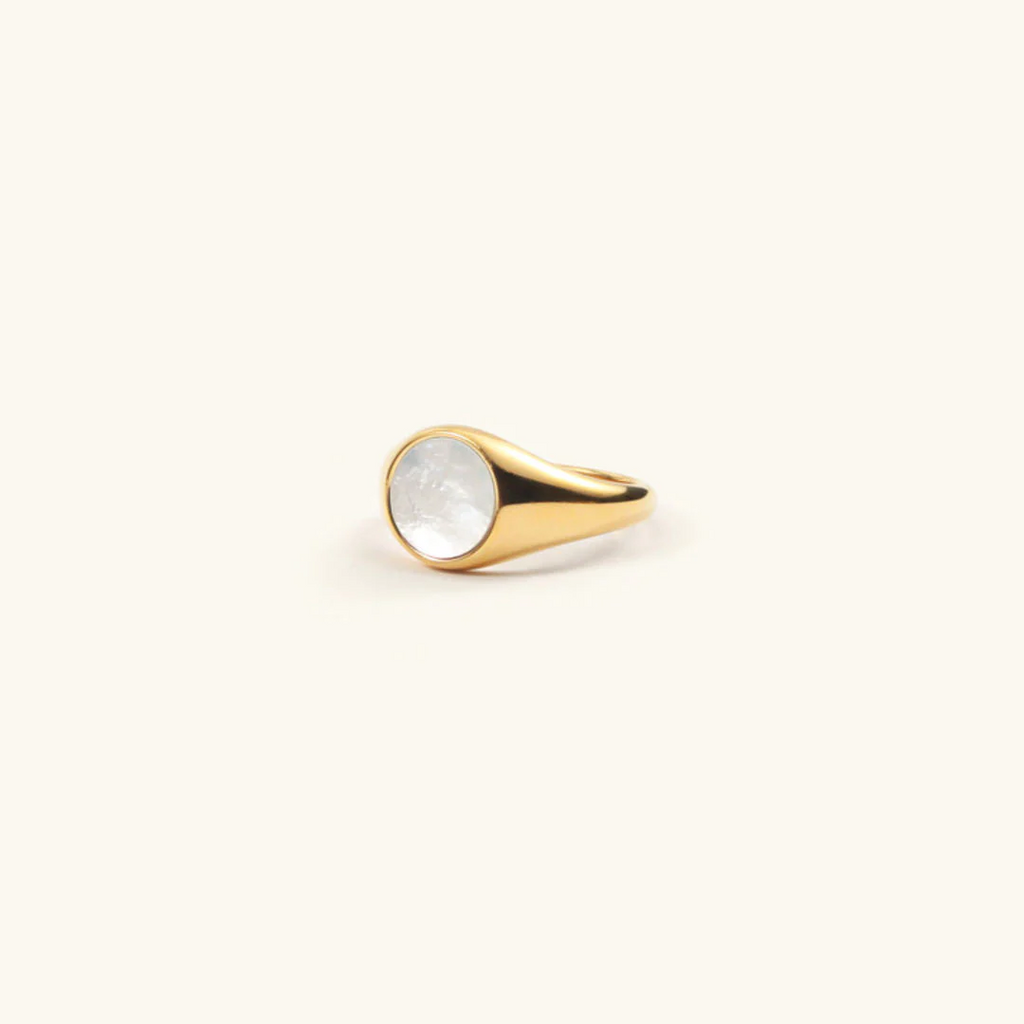 Anillo de Madreperla en Oro