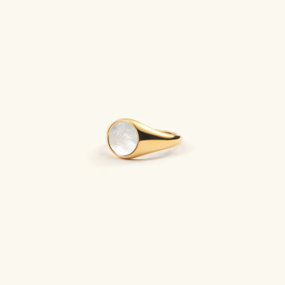 Anillo de Madreperla en Oro