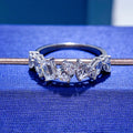 💎 Anillo Versátil de Fila de Pequeños Diamantes ✨