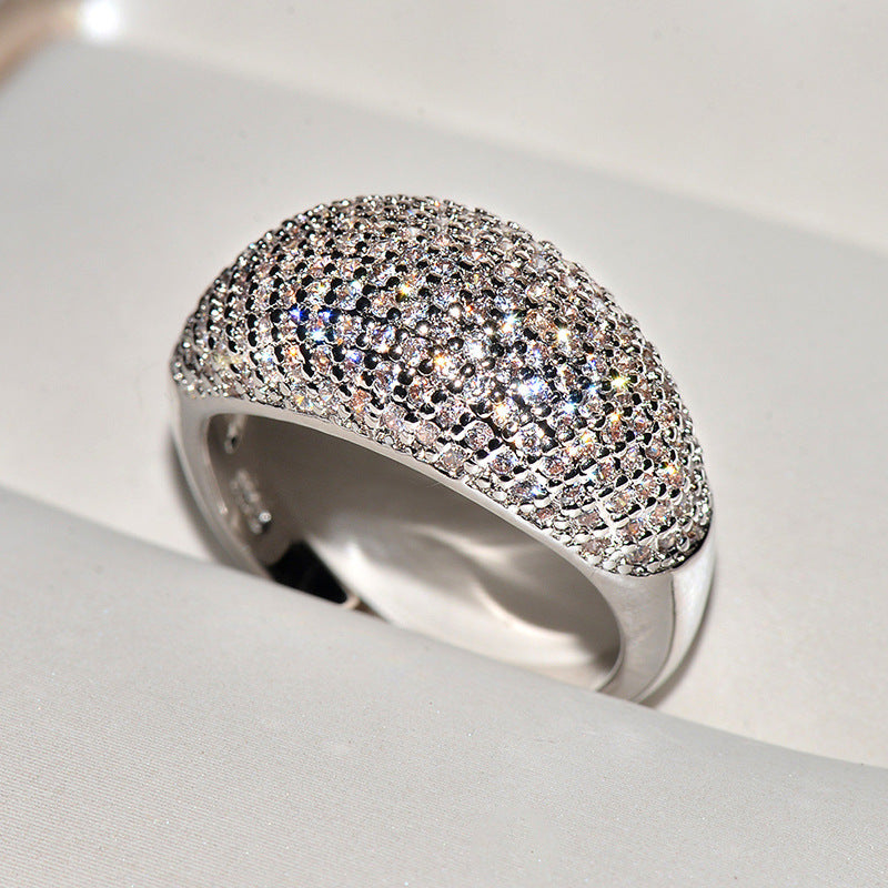 Anillo Lujoso Estrellado con Circonita de Estrás Completo