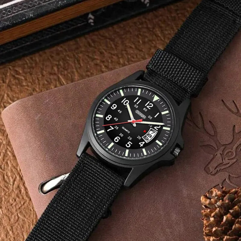 Reloj de Cuarzo DSIMPLE AM87113 — Diseño Casual con Correa de Nylon