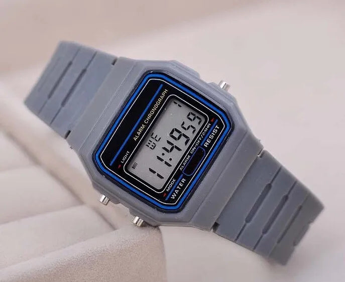 Reloj Digital TINUORA TMC212 — Diseño Rectangular Moderno