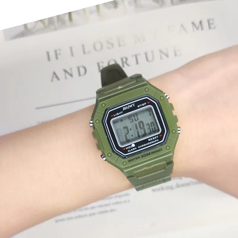 Reloj Digital TINUORA TMC212 — Diseño Rectangular Moderno
