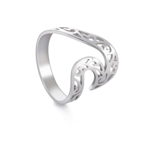 Anillo Cabeza de Onda con Patrón Hueco Geométrico - detalle, joyería de moda