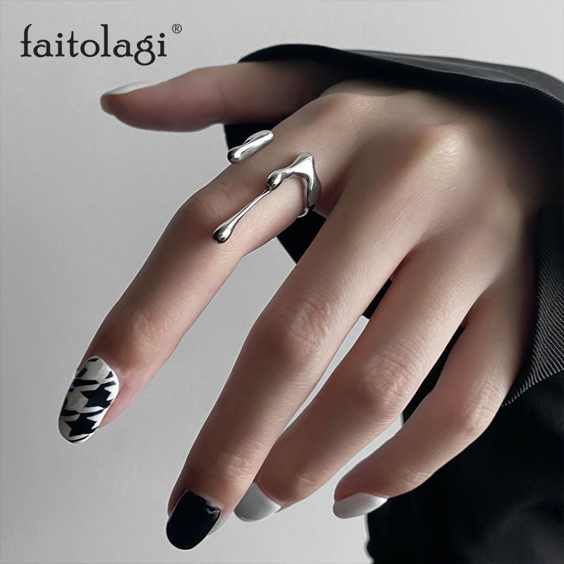 Anillo de Boca Abierta Diseño Lava Líquida Irregular para Mujer