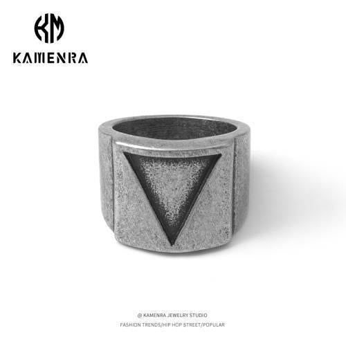 Anillo Ancho de Geometría Triangular para Hombres Hip Hop