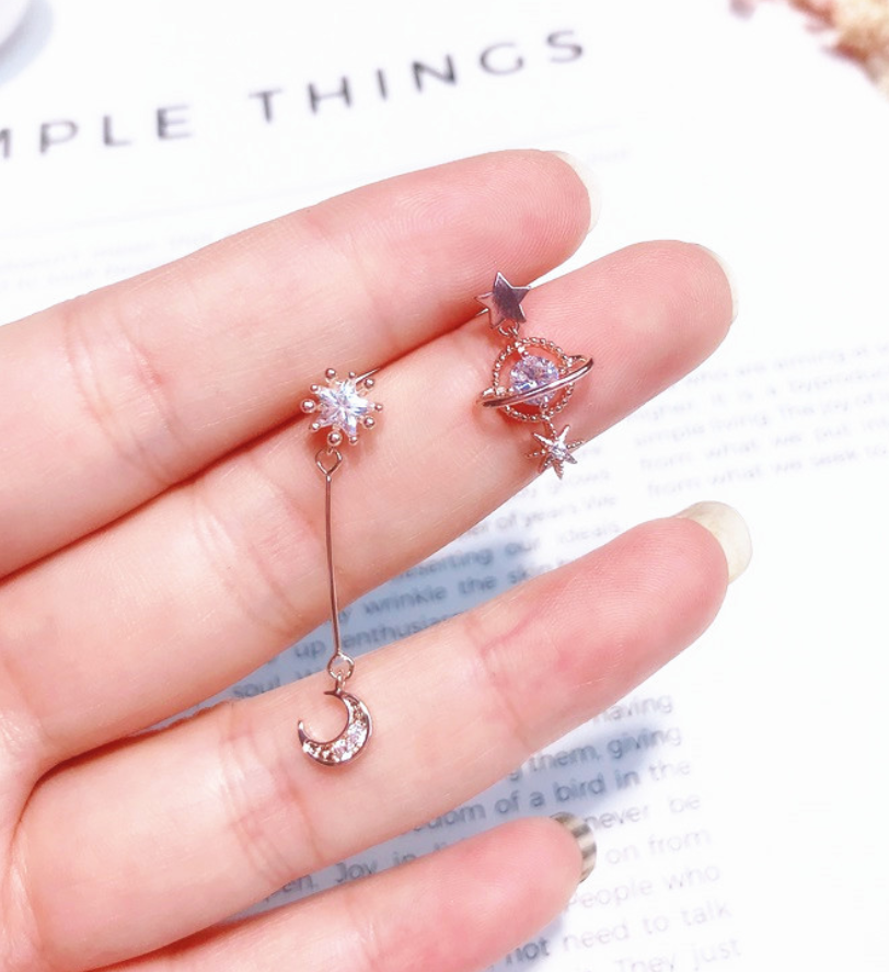 🌙 Pendientes Asimétricos de Estrella y Luna ✨