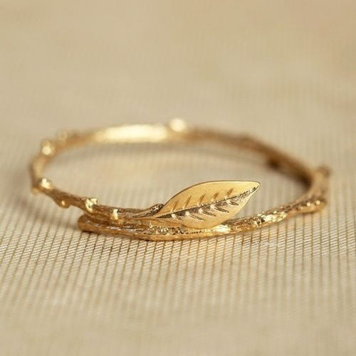 Anillo de Hoja Creativa Electrochapado en Oro 18K